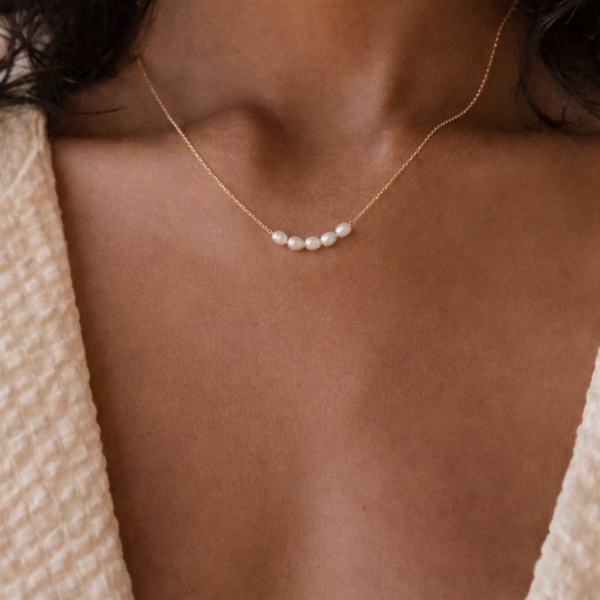 Kette Edelstahl Gold mit 5 Perlen